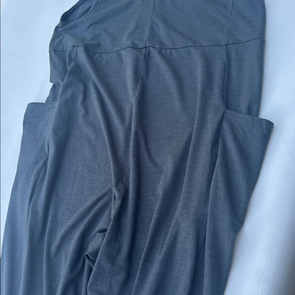 Vuori Breezy Jumpsuit Heather Gray pockets S style #VW4006 - Picture 4 of 7